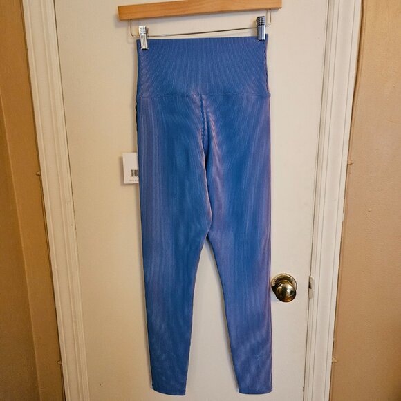 Beach Riot Taylor Legging Two Tone Rib Pink Blue (Size M) - Picture 10 of 10